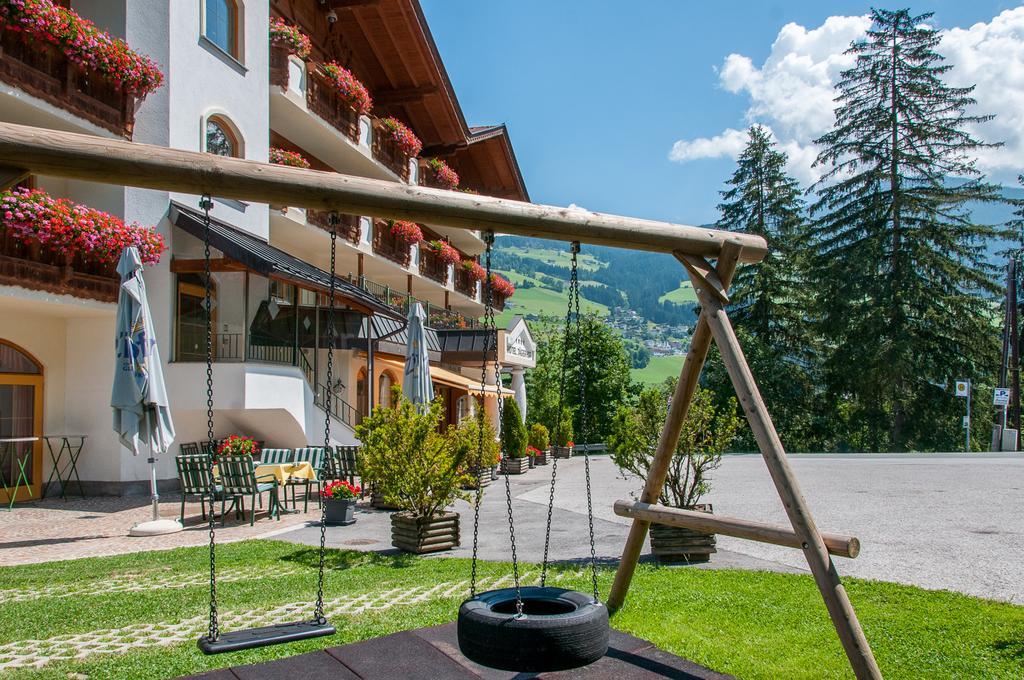 Hotel Jaegerhof Kolsassberg Exterior photo